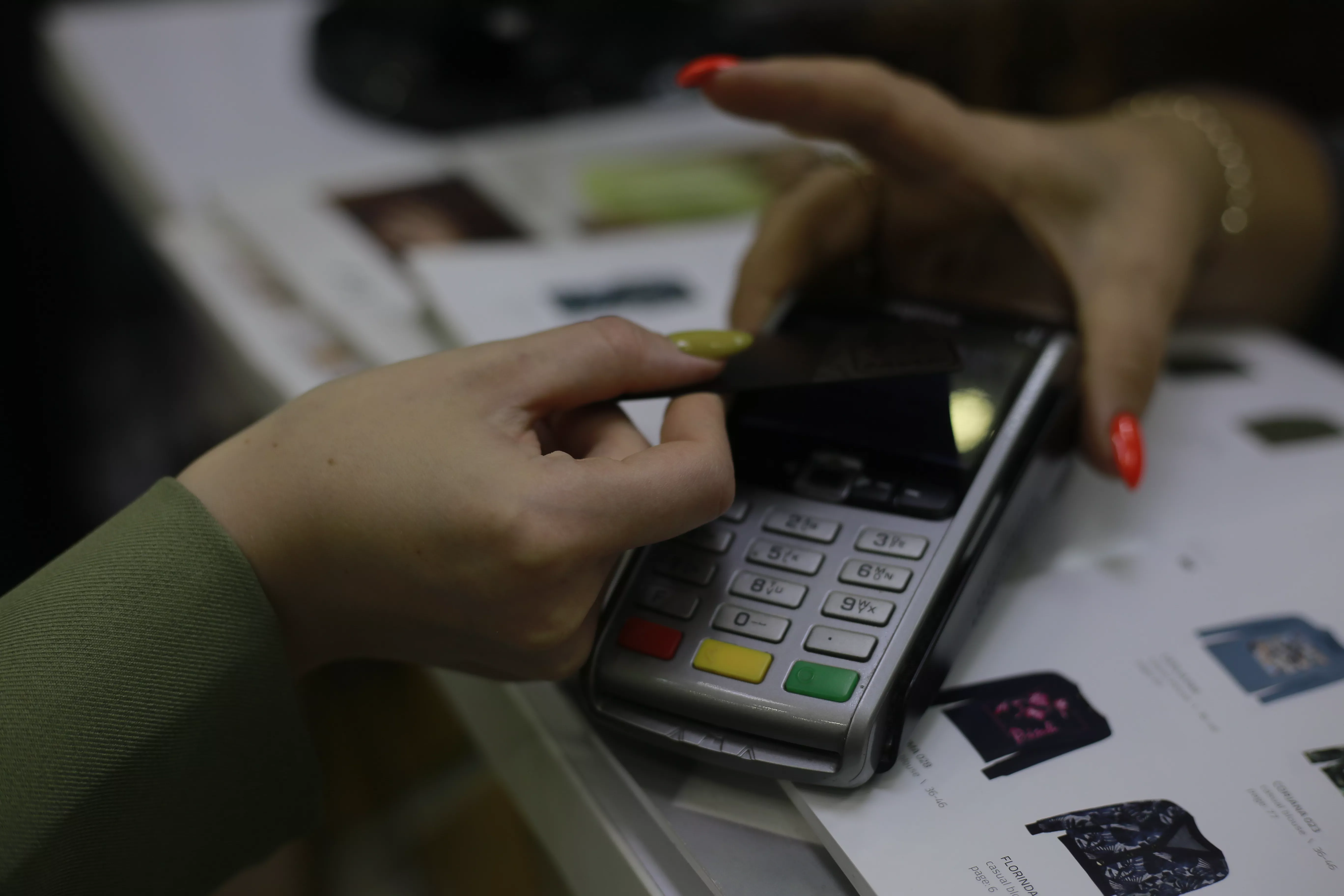 Копейчанам рассказали, какие фразы выдают мошенников в телефонном разговоре