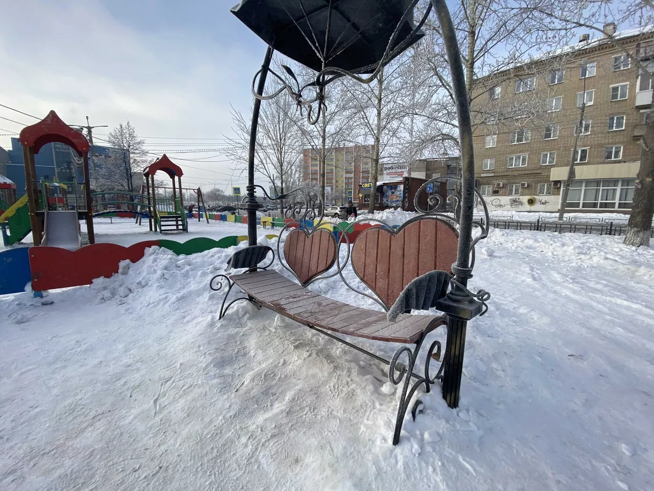 В Копейске к весне отремонтируют ограждение вокруг площади Трудовой Славы