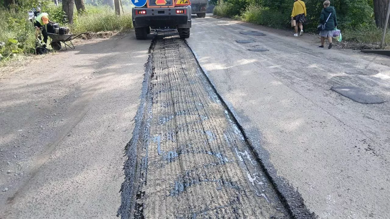 Дорожные рабочие Копейска обновляют улично-дорожную сеть города