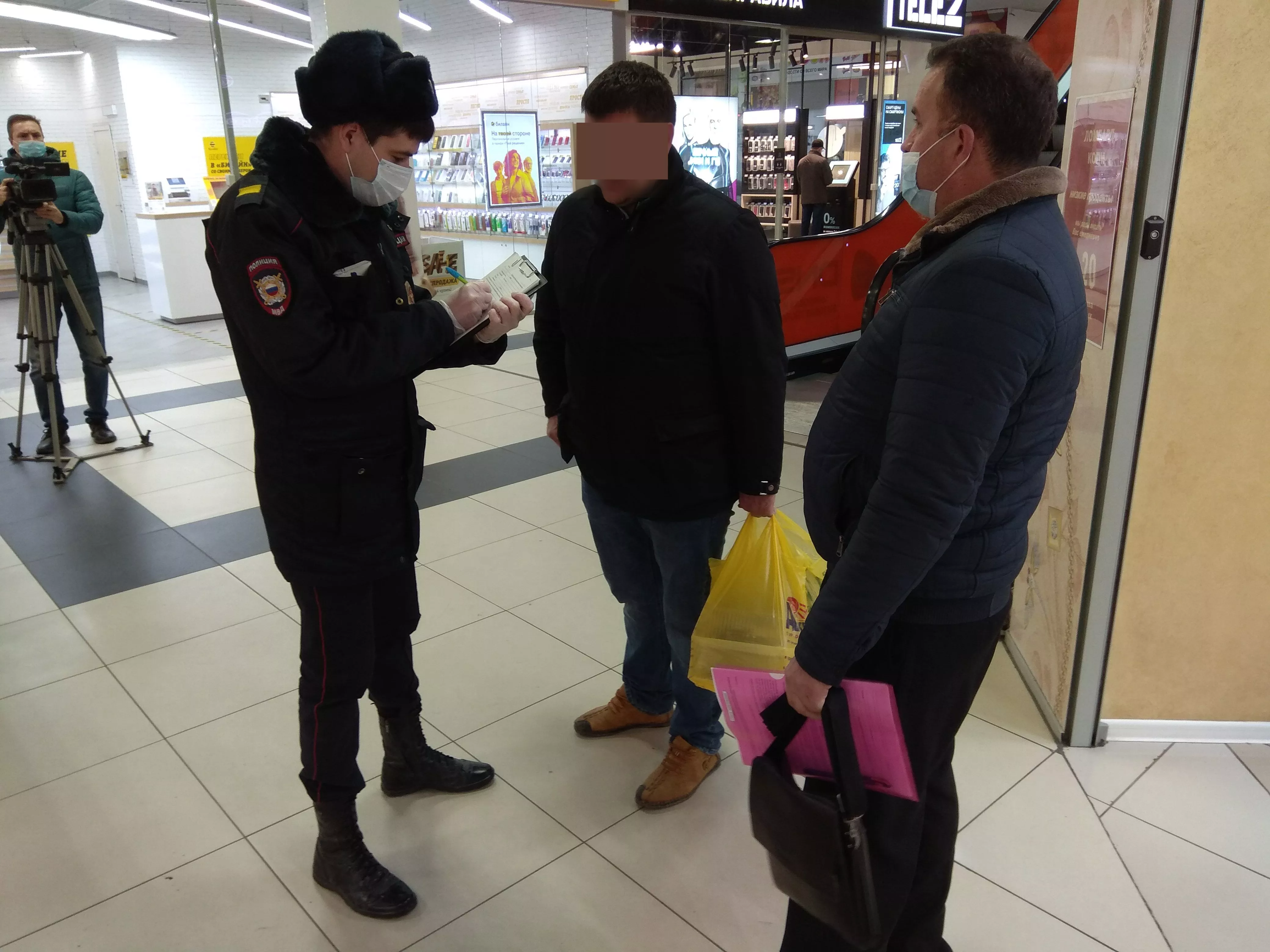 Журналисты побывали в рейде по соблюдению масочного режима 