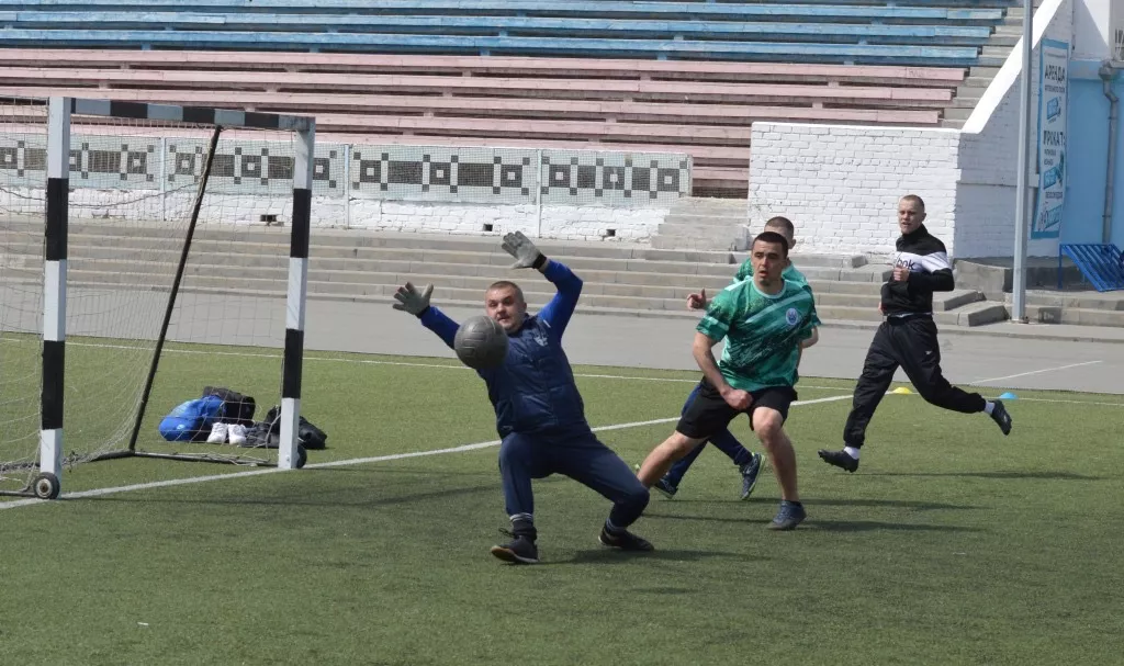 Пора весеннего футбола пришла!