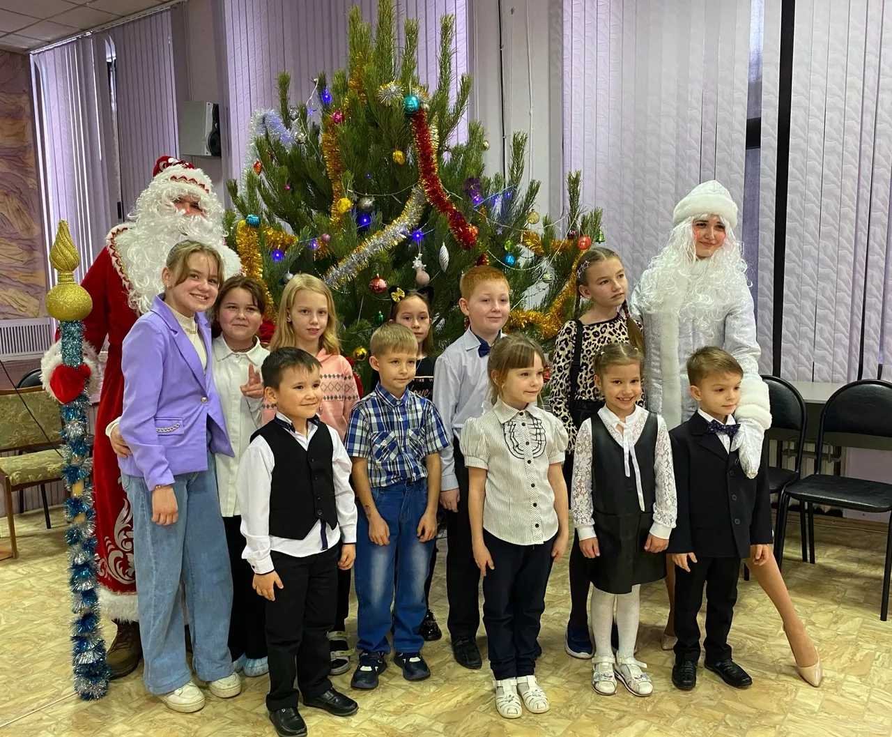 Награждение победителей конкурса «Новогодние чудеса 2024»: юные таланты и их удивительные работы