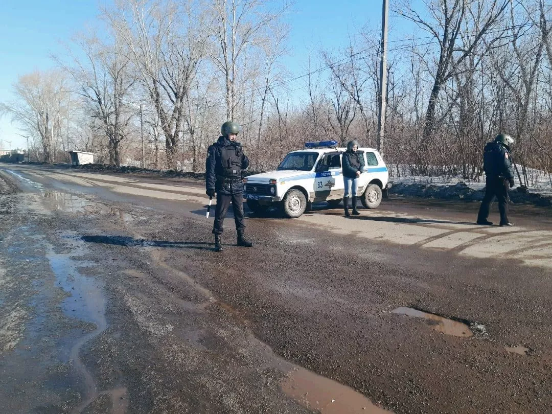 На выездах из Копейска стоят автоматчики