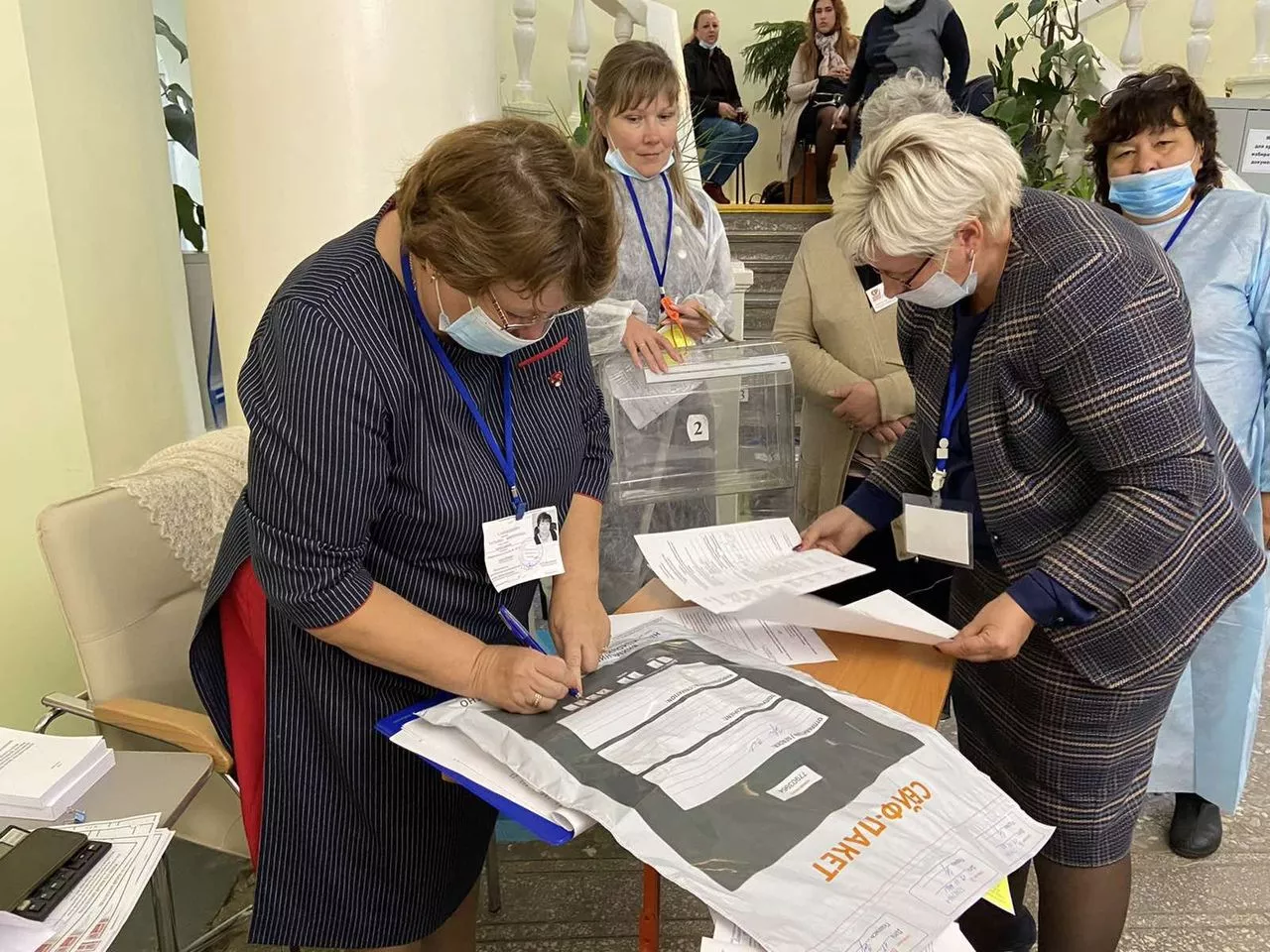 В Верхнеуральском районе наблюдатели сообщили о нарушении целостности сейф-пакетов