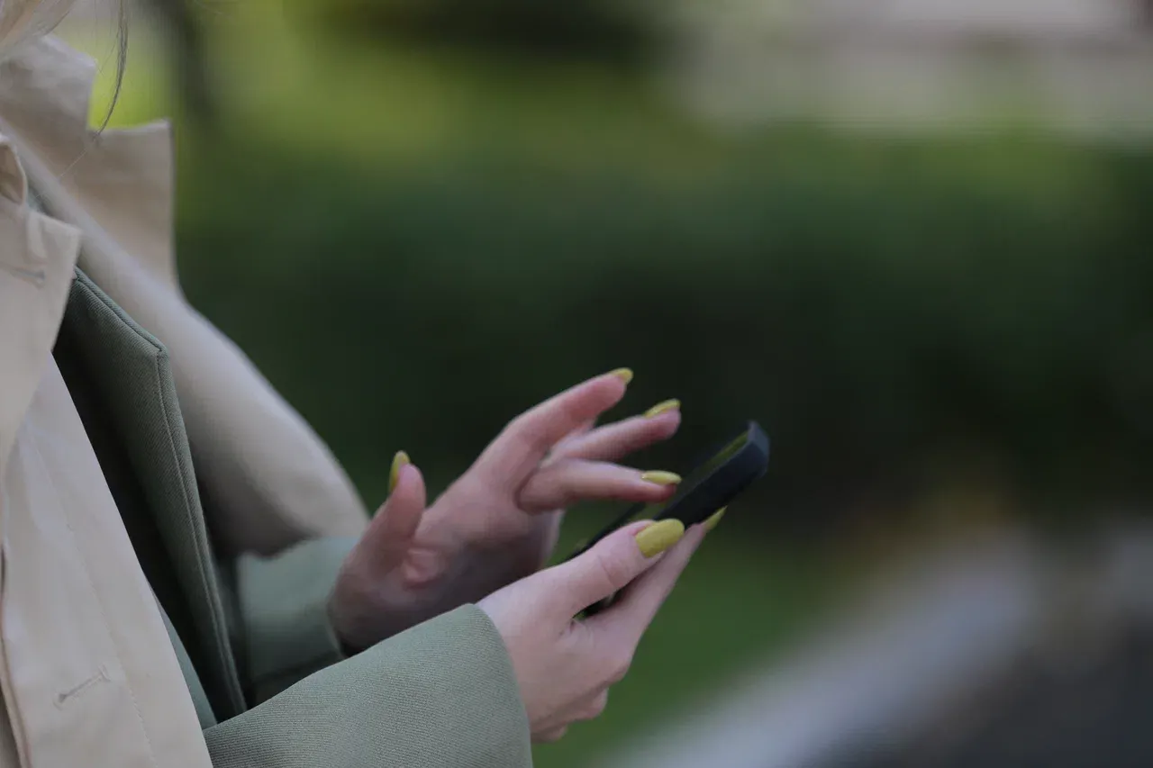 Копейские полицейские раскрыли кражу денег с банковской карты