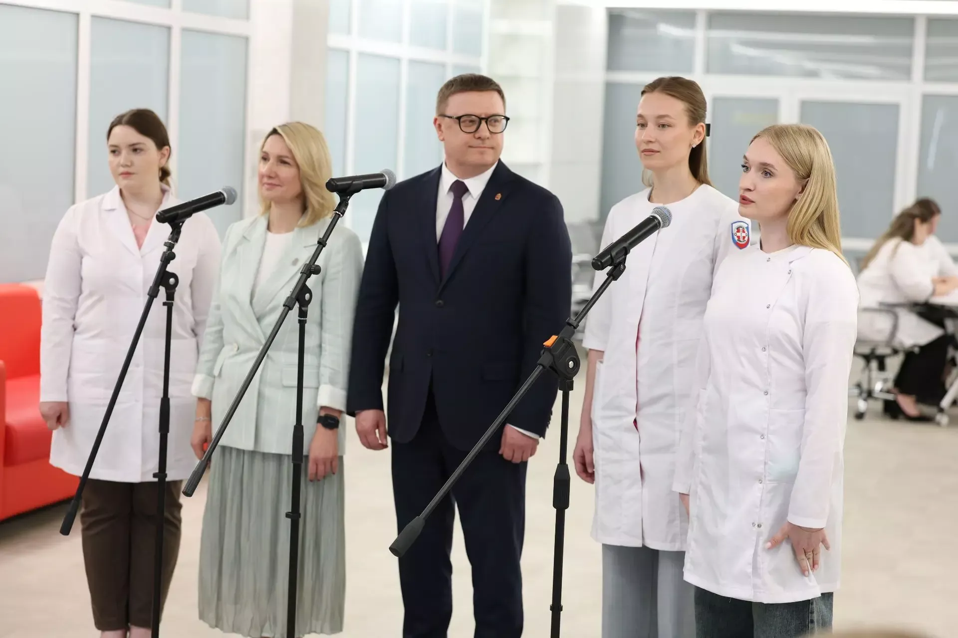 Алексей Текслер обсудил поддержку молодых медиков на совещании с президентом