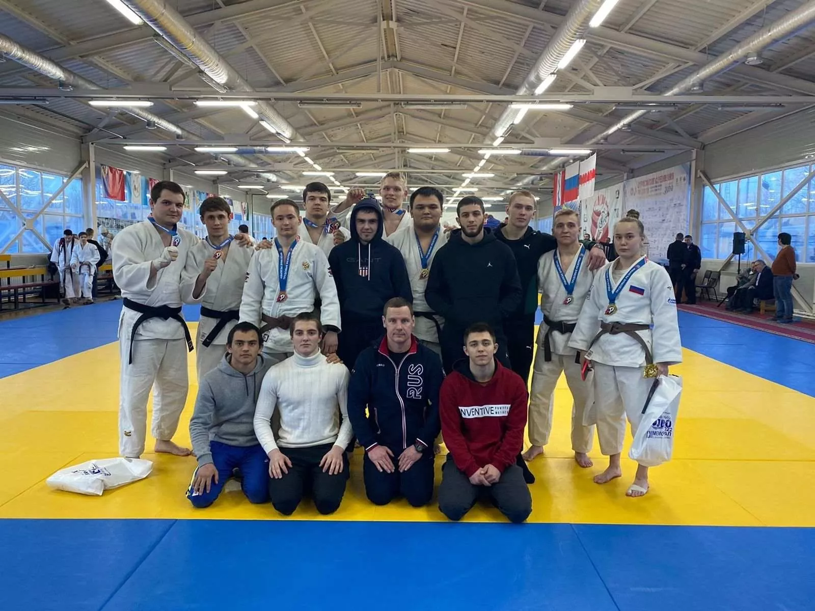 Дзюдоисты Челябинской области завоевали восемь медалей на Всероссийских соревнованиях в Омске