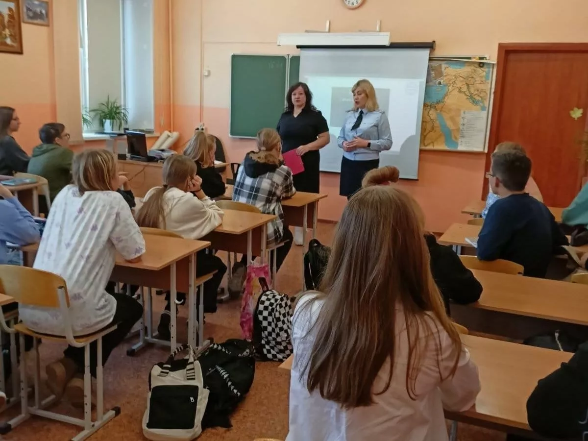 Сотрудники Отдела МВД России по городу Копейску организовали комплекс мероприятий «С ненавистью и ксенофобией нам не по пути»