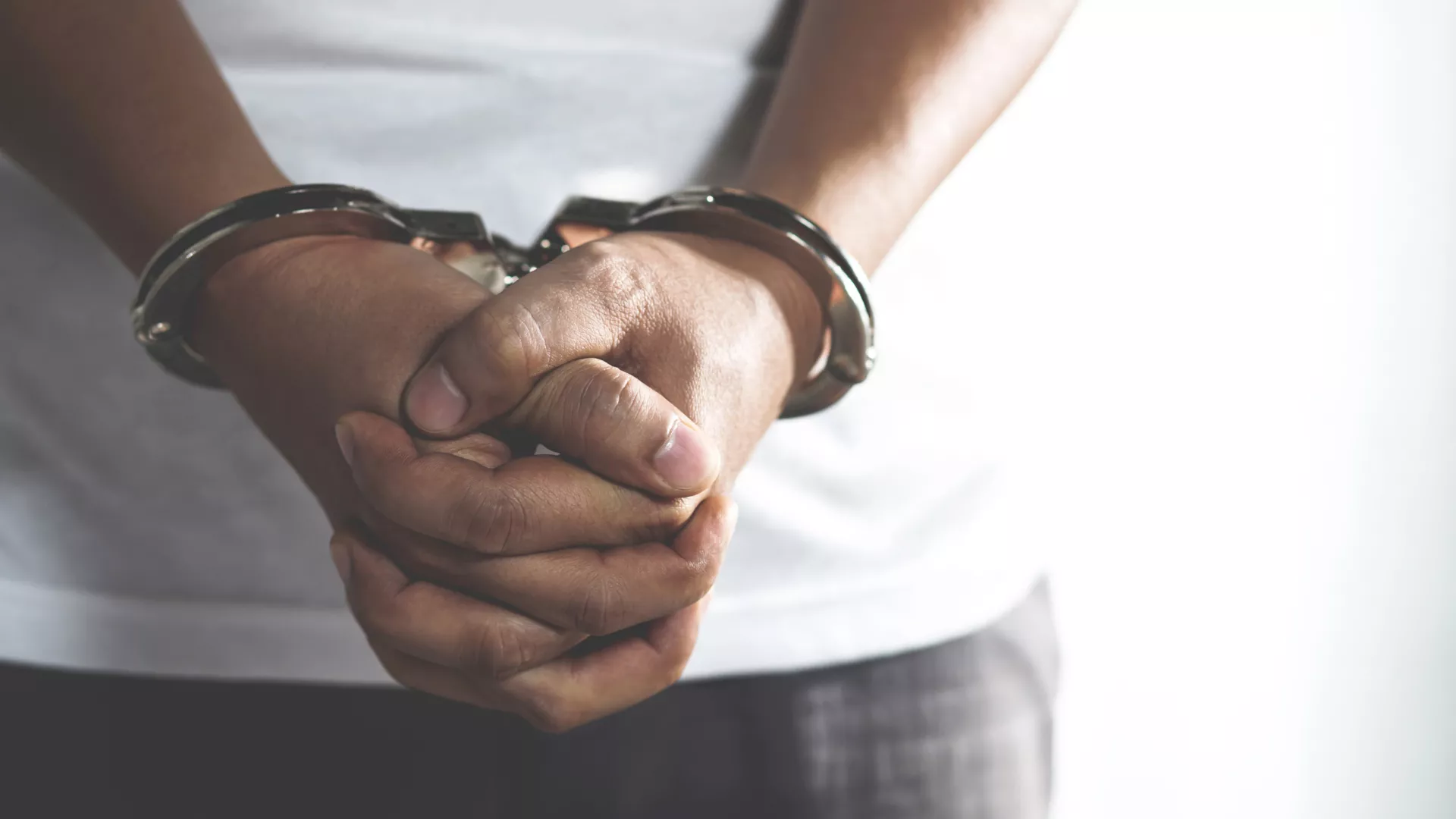 Сотрудниками Отдела МВД России по городу Копейску задержан местный житель за хранение наркотических средств