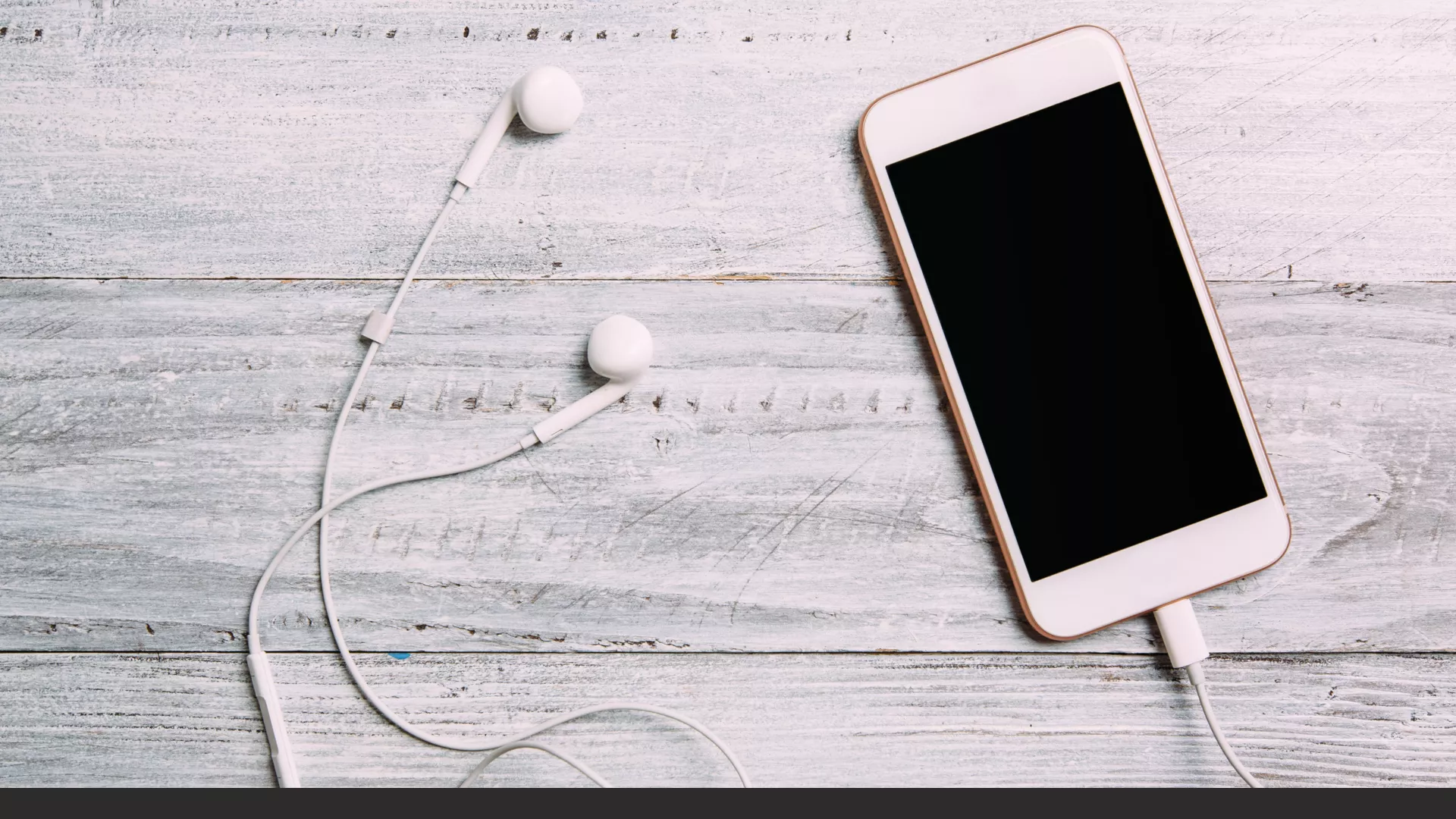 Сотрудниками Отдела МВД России по городу Копейску задержаны местные жители за кражи телефонов