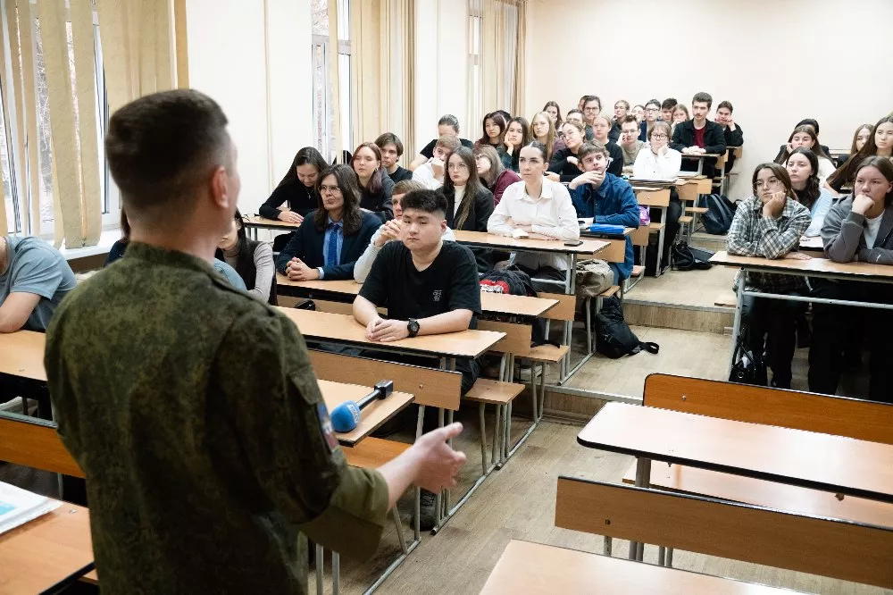 Участники программы «Герои Южного Урала» встретились с будущими педагогами