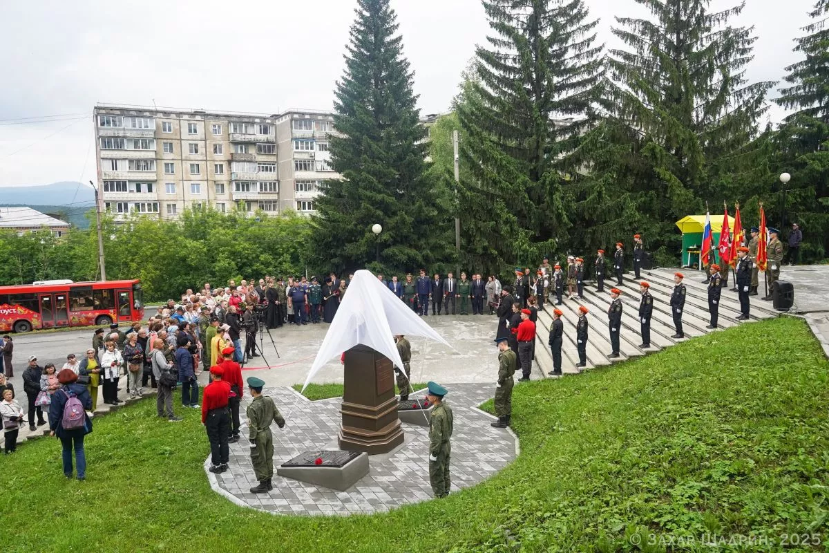 На Мемориале Славы в Златоусте состоялось открытие бюста маршалу СССР Борису Шапошникову
