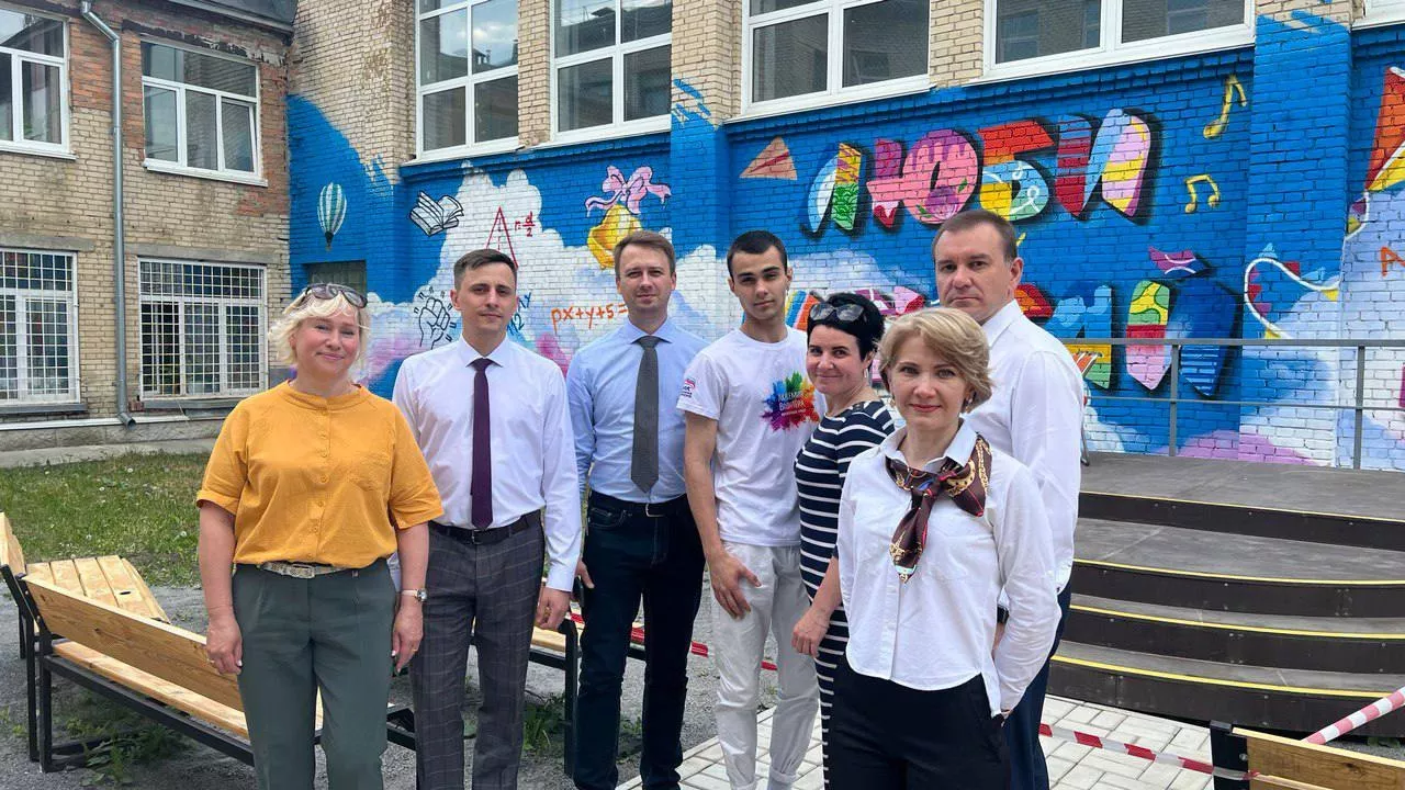 «Единая Россия» проверила ремонт и строительство объектов народной программы в Трехгорном