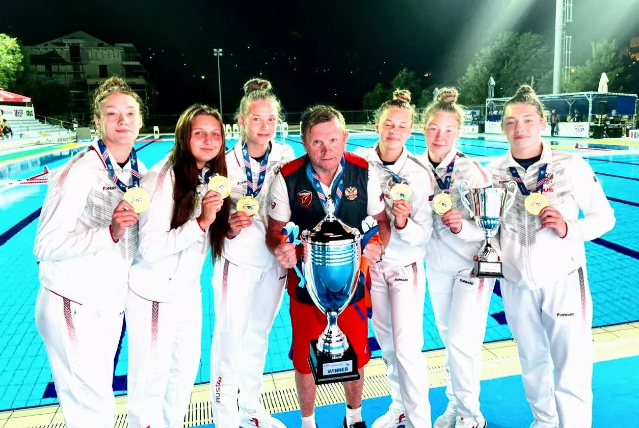 Юниорская сборная России с «уралочками» в составе – Чемпион Европы по водному поло!