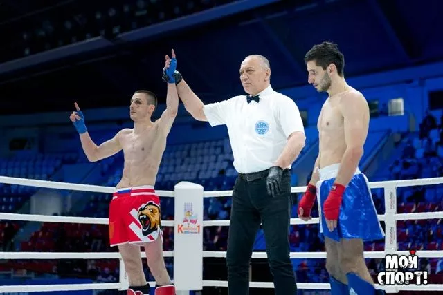 Копейчанин  Виктор Михайлов завоевал «золото» чемпионата России по кикбоксингу