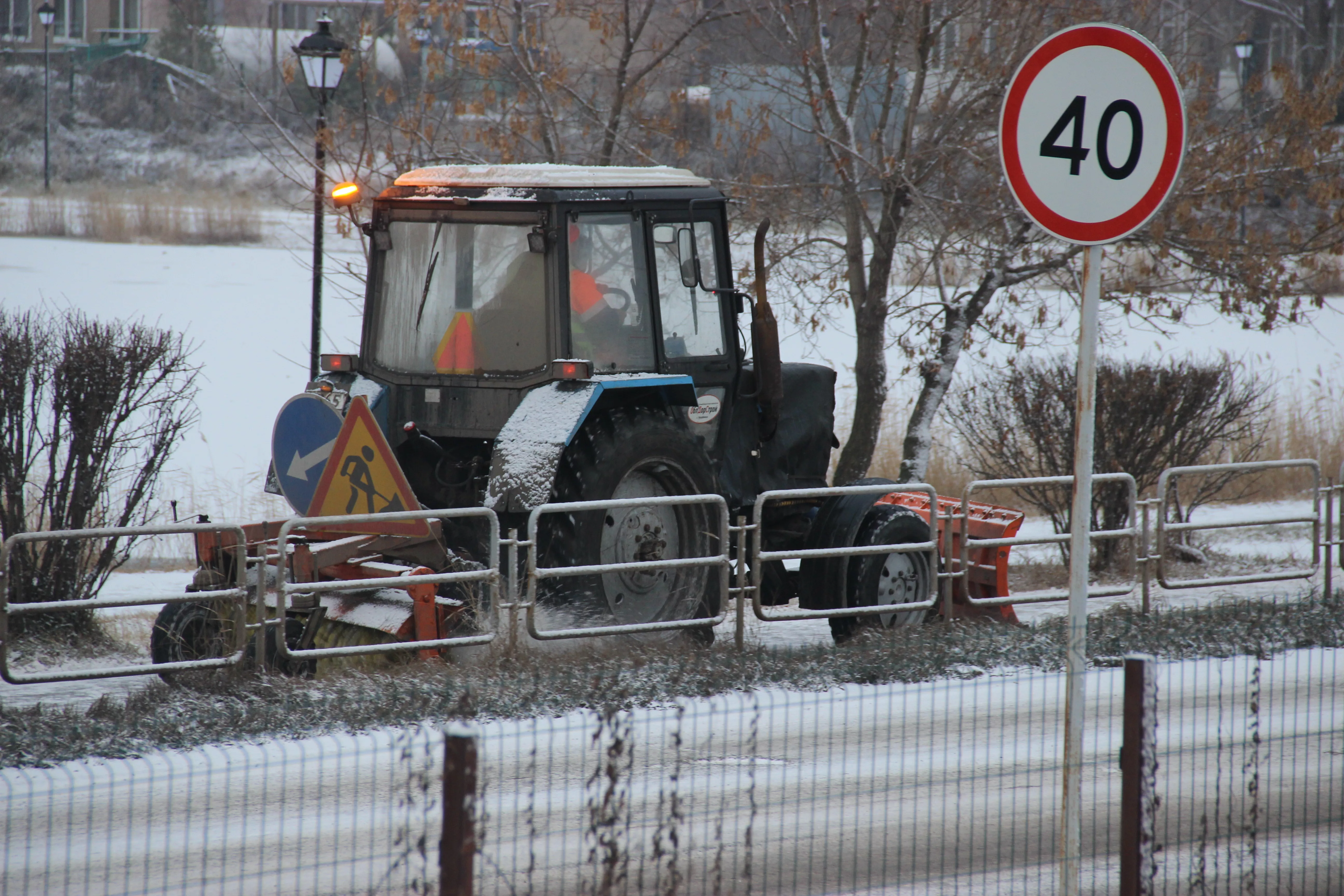 В Копейске усилят работы по обработке дорог и тротуаров