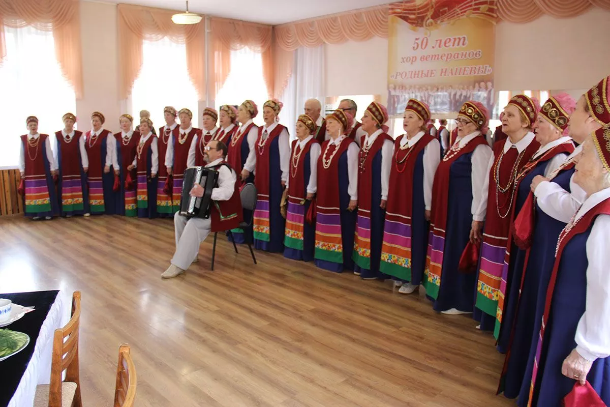 Старейший творческий коллектив Копейска отметил 50-летний юбилей