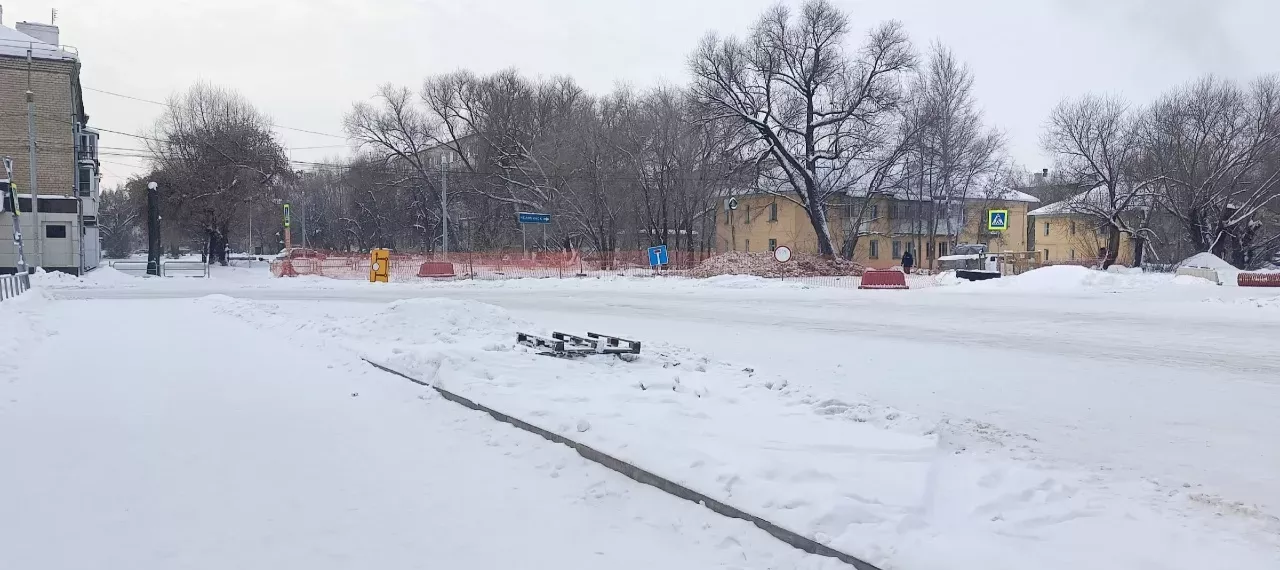 В Копейске продолжают ремонт коллектора на улице Кожевникова