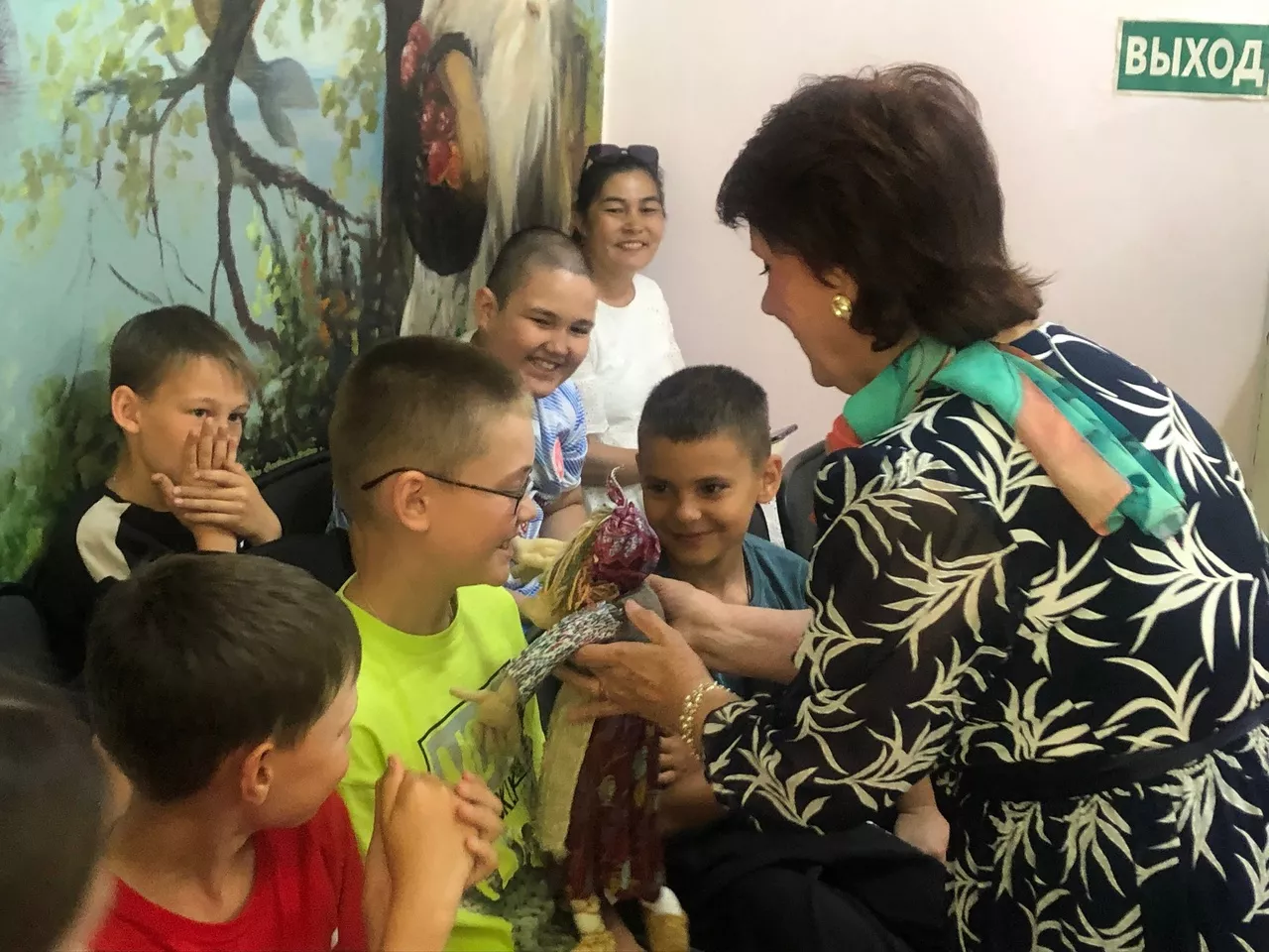 Чудеса и творчество: встреча Нины Пикулевой с детьми в библиотеке №8