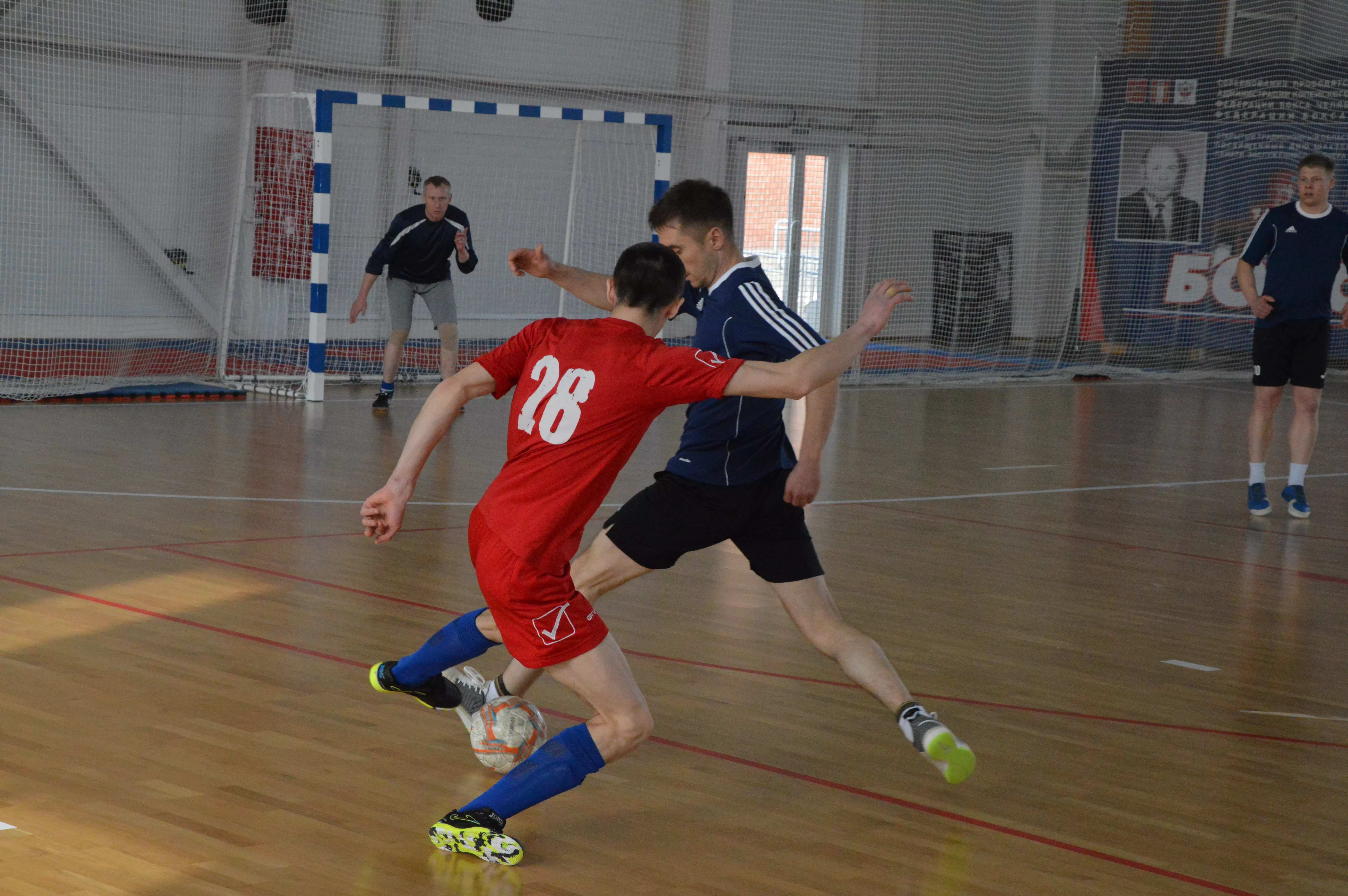 Огнеборцы сыграли в футбол