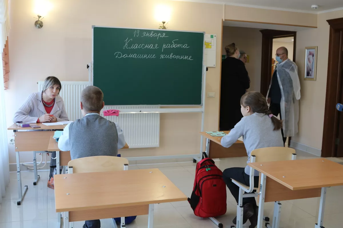 Сенатор Олег Цепкин провел рейд в Полетаевском психоневрологическом интернате