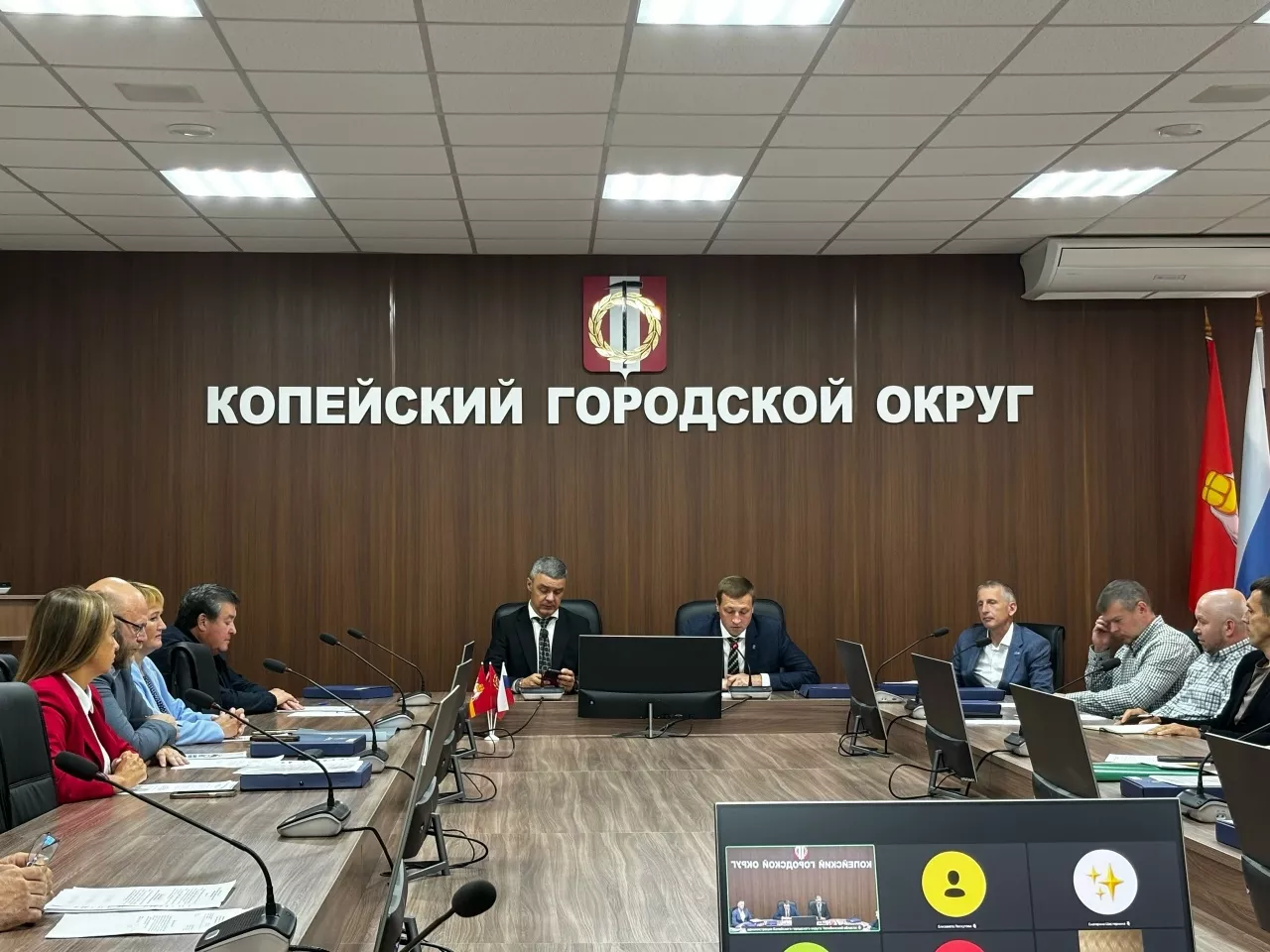 Копейск передает автобусы для бойцов СВО