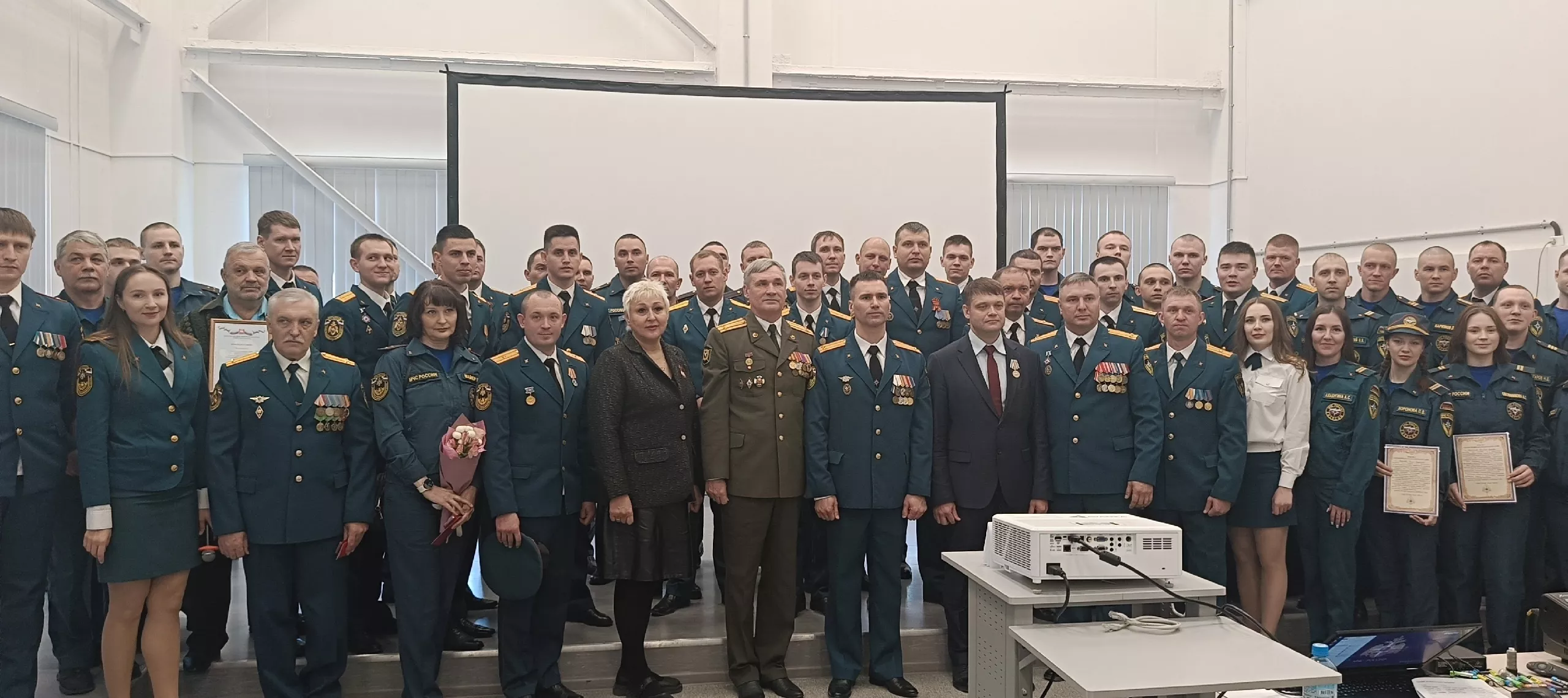 Герои в оранжевых касках: в Копейске отметили День пожарной охраны