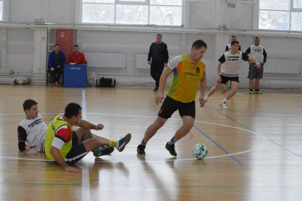 В Копейске проходит турнир по мини-футболу