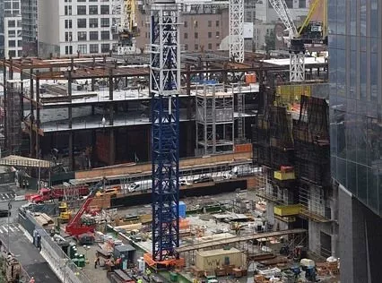 Дольщикам недостроя на проспекте Победы в Копейске начали выплачивать компенсации