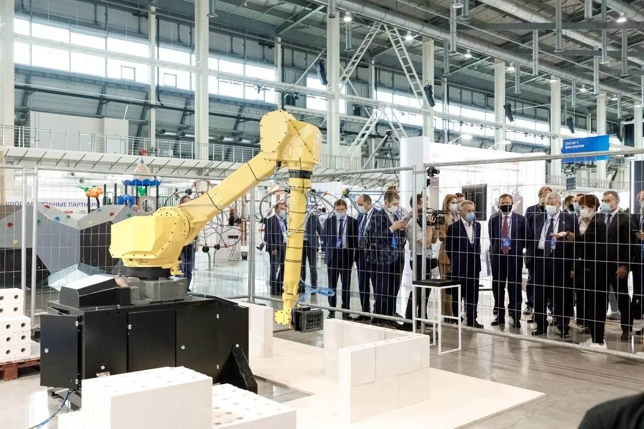 Эксперты объяснили, почему в России до сих пор не печатают дома на 3D-принтерах