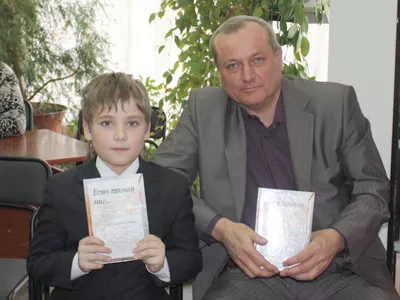 "Есть только миг". Редакция газеты "Копейский рабочий" выпустила в свет уникальную книгу