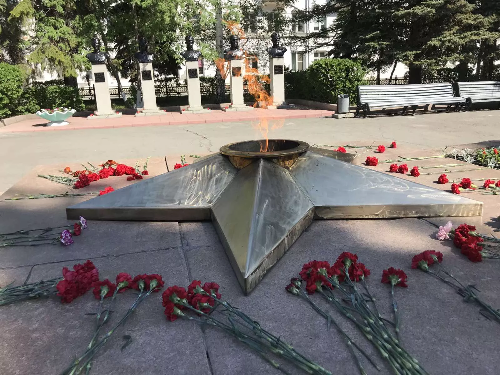 Пламя памяти. Когда в Копейске зажегся Вечный огонь?