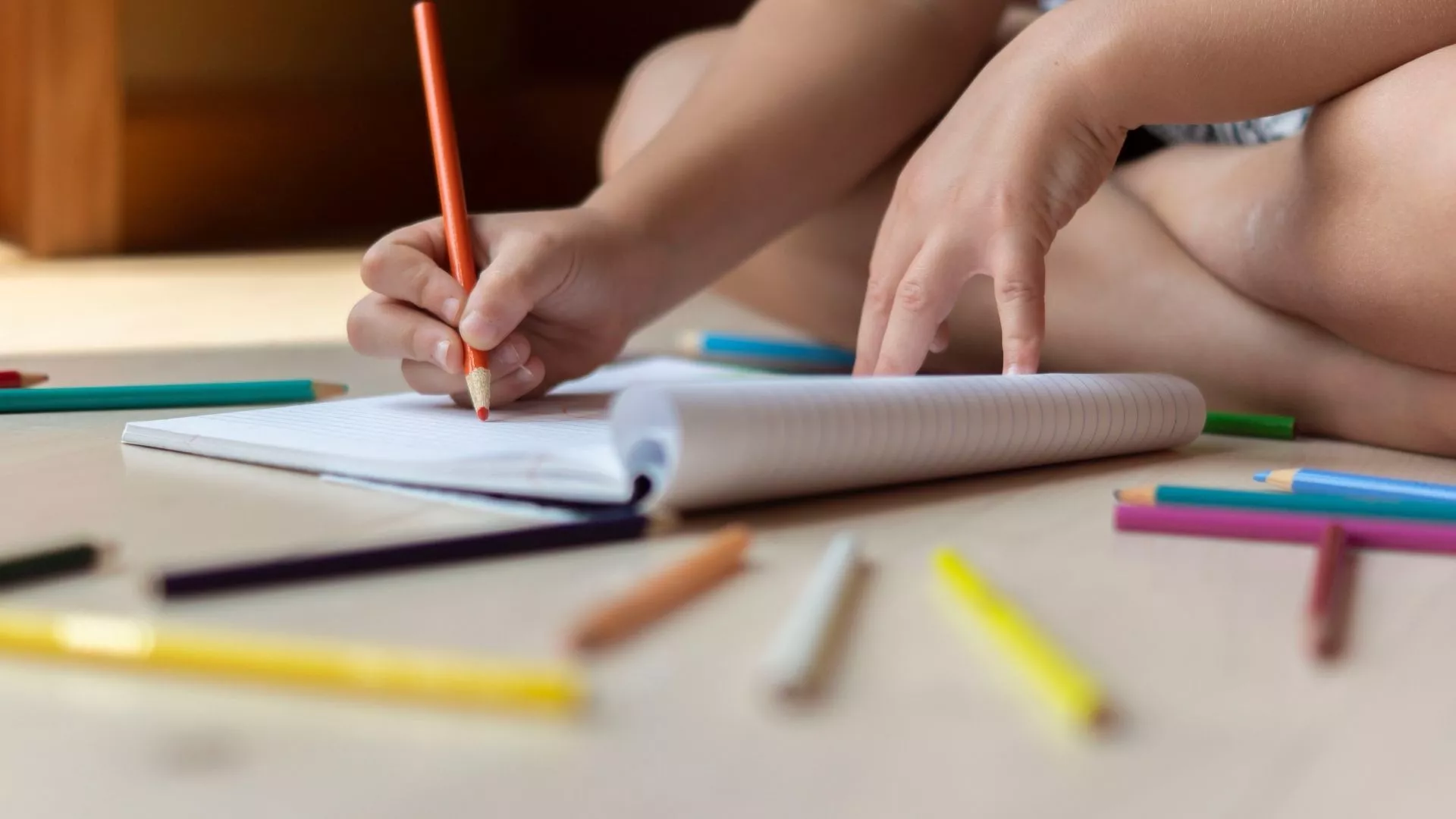 В региональном управлении полиции объявили конкурс детских рисунков и фотоконкурс