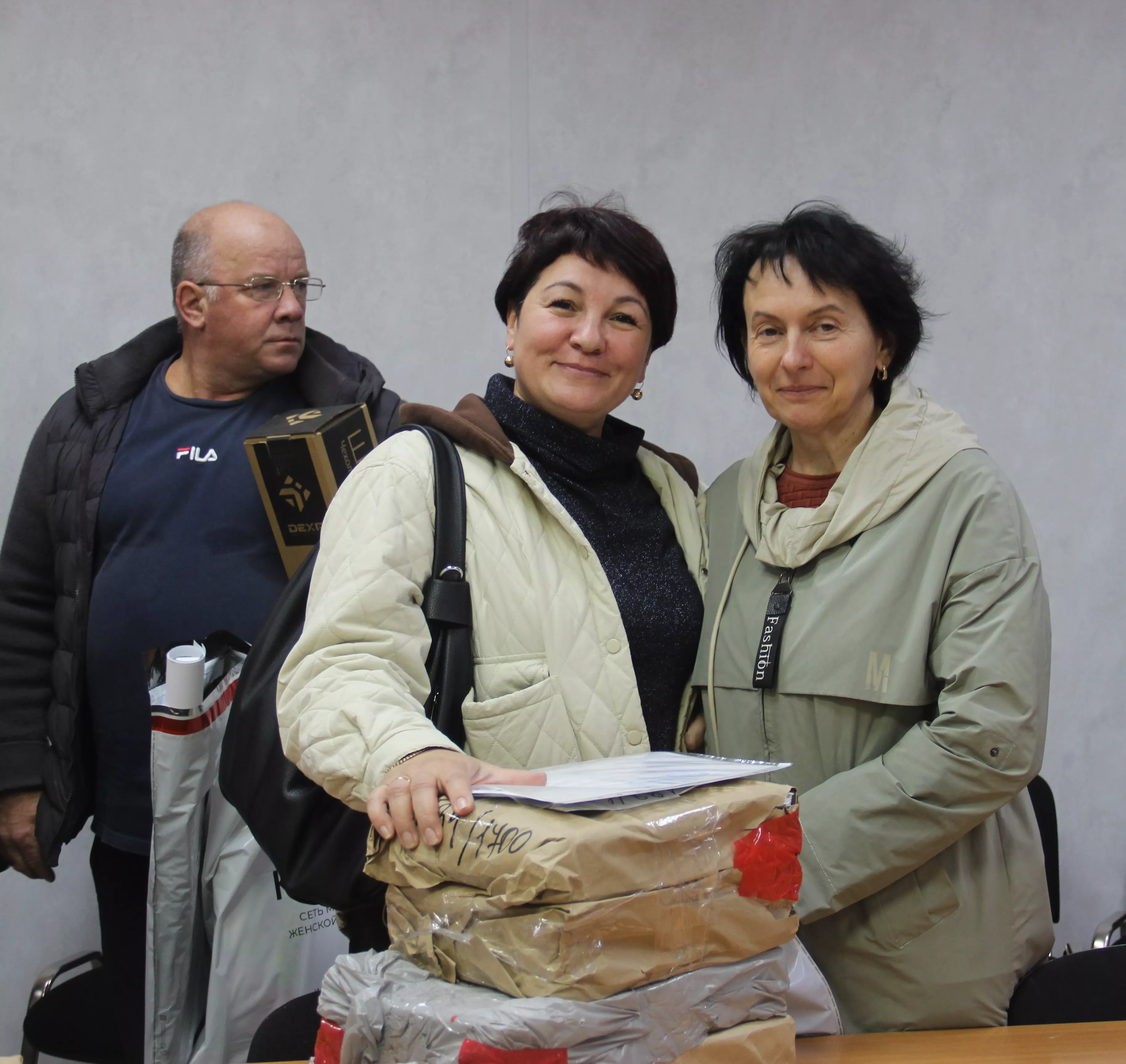 В Копейске председателям избирательных комиссий выдали бюллетени для голосования