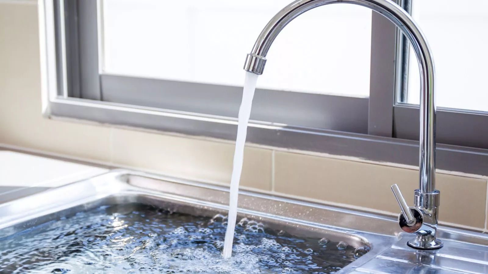 Из-за порывов в Копейске горячее водоснабжение отключено на неопределённый срок