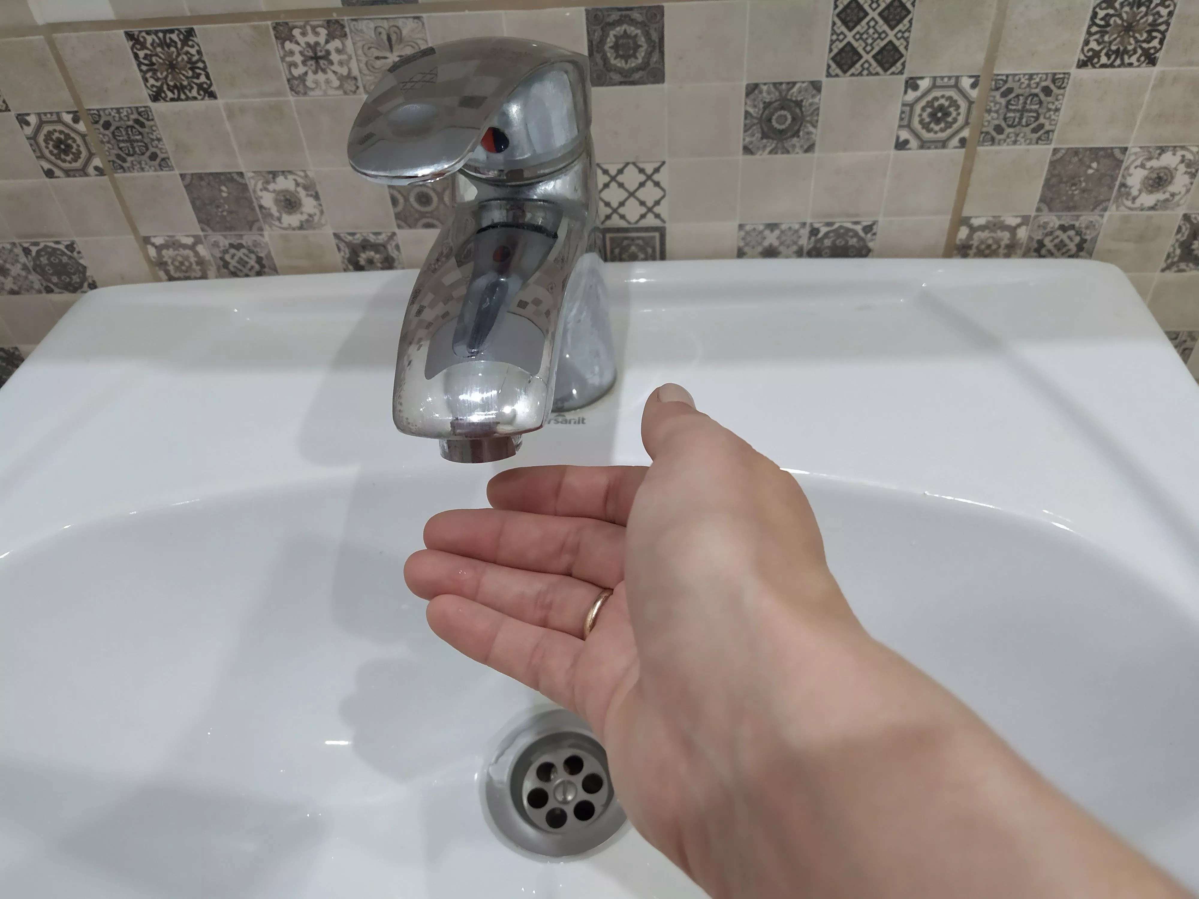 Из-за крупной аварии в Копейске снизили давление воды