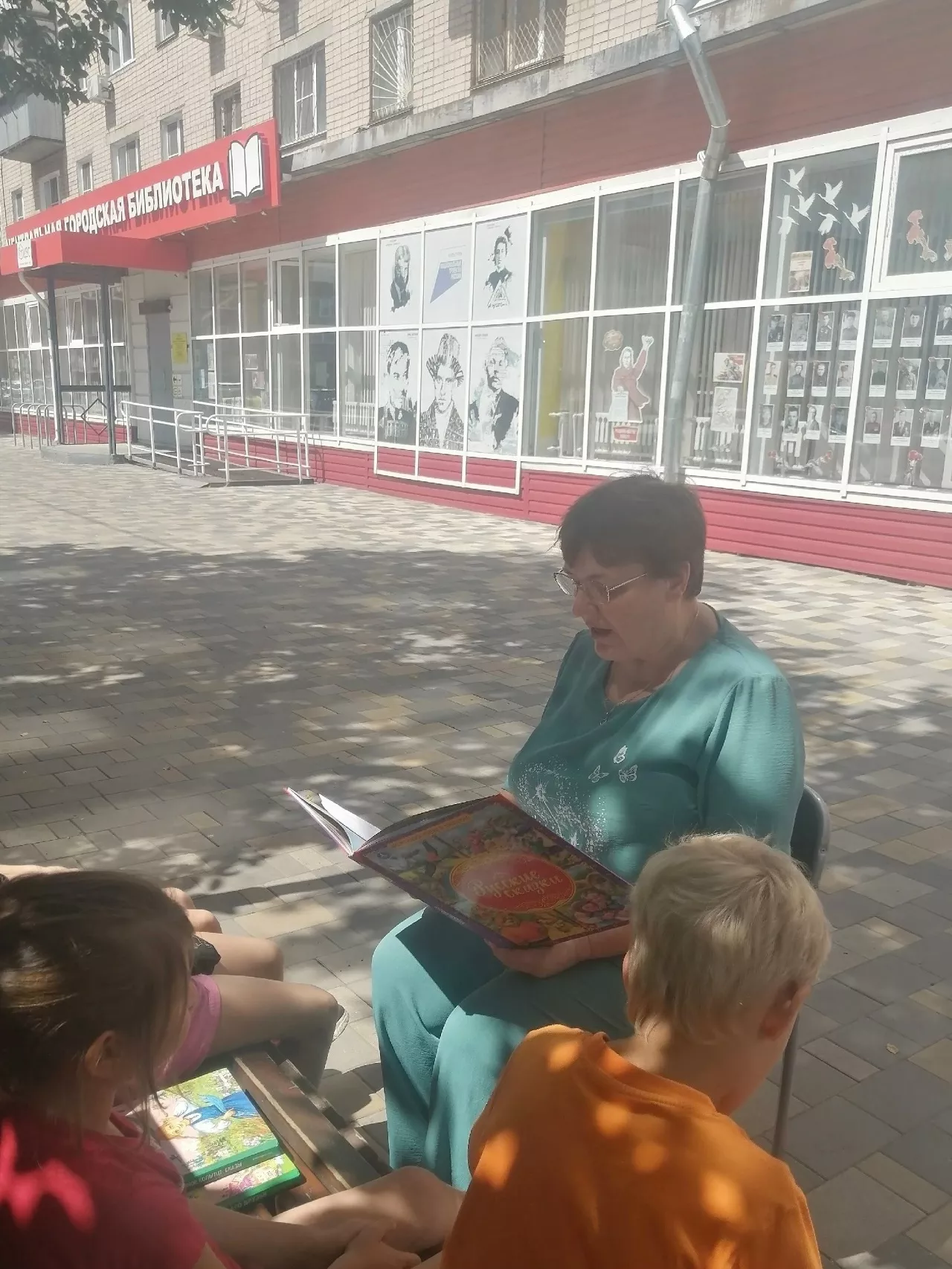 В Копейске открывают двери для любителей чтения на свежем воздухе