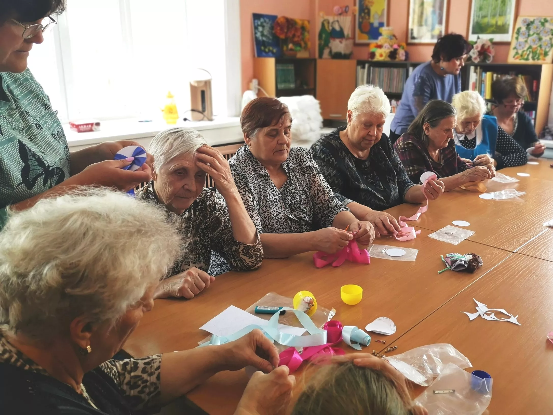Праздничные мероприятия в библиотеках: игровая программа, мастер-классы и конкурсы к Международному женскому дню