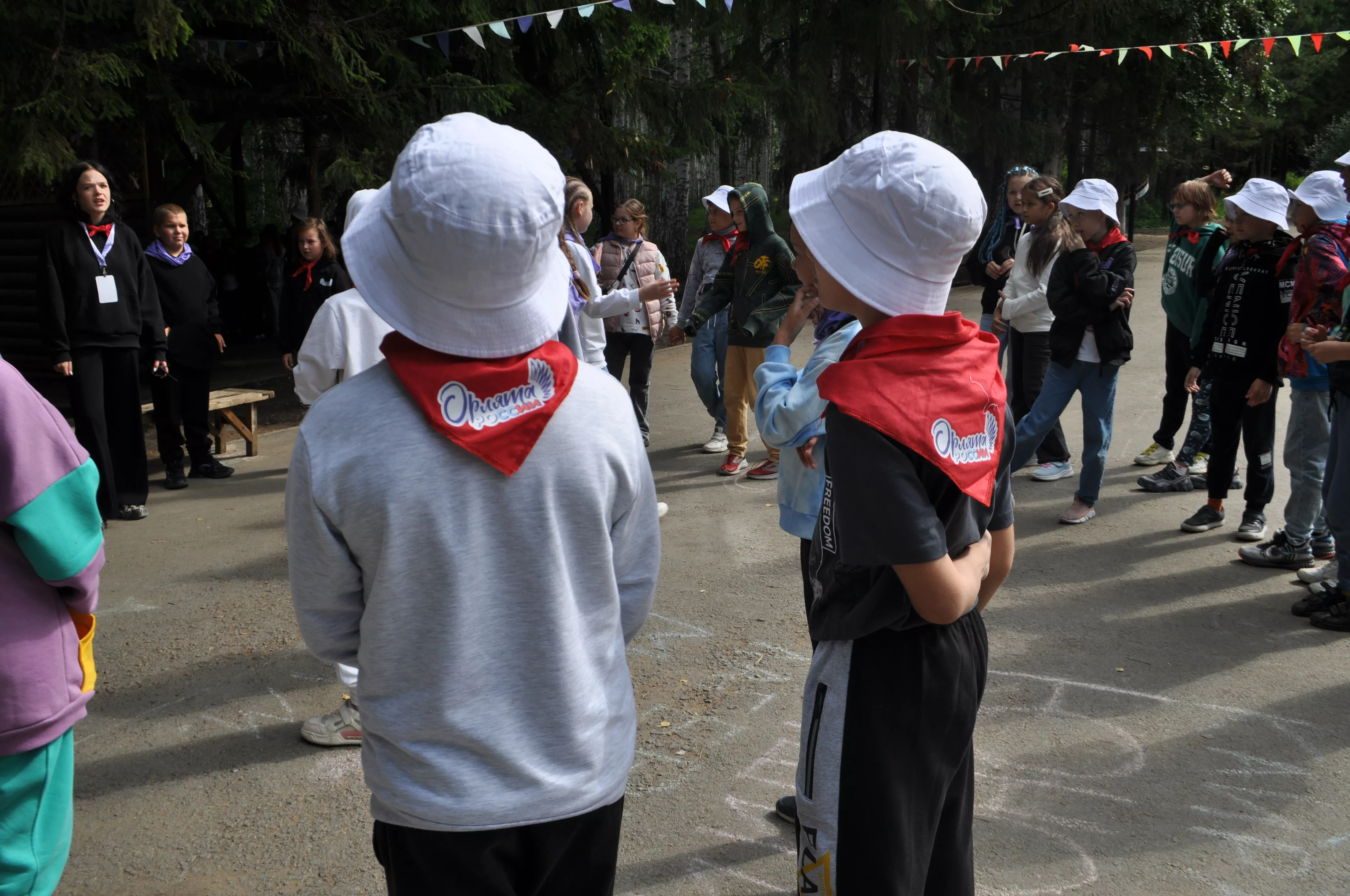 Орлята прилетели в Юность