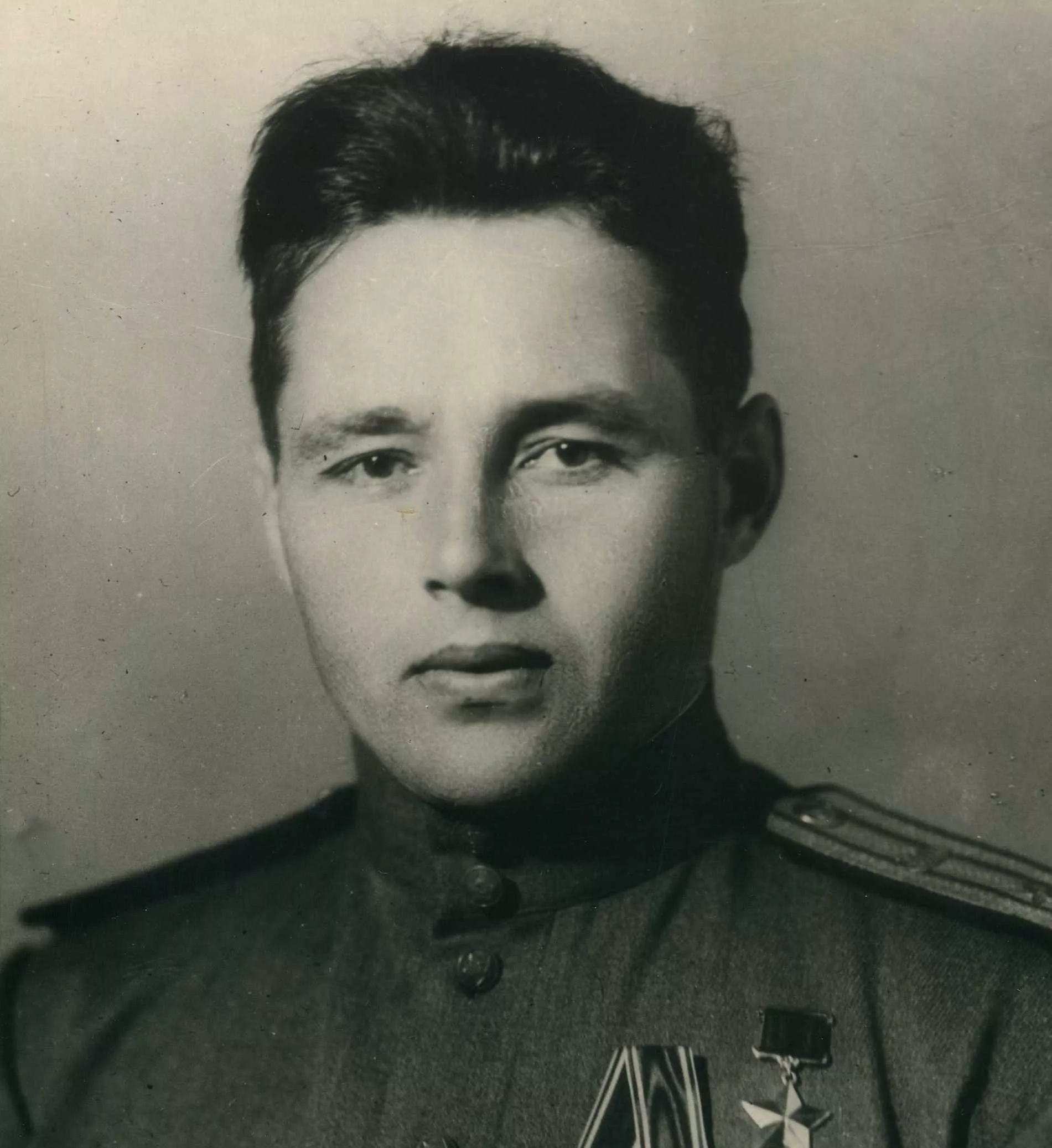 Легендарный комбат Хохряков. Публикация к 105-летию со дня рождения дважды Героя Советского Союза