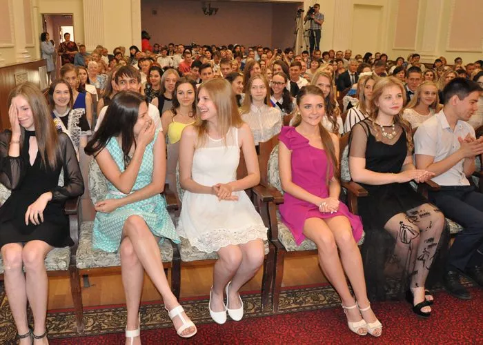 Выпускные под вопросом: их могут отменить из-за коронавируса