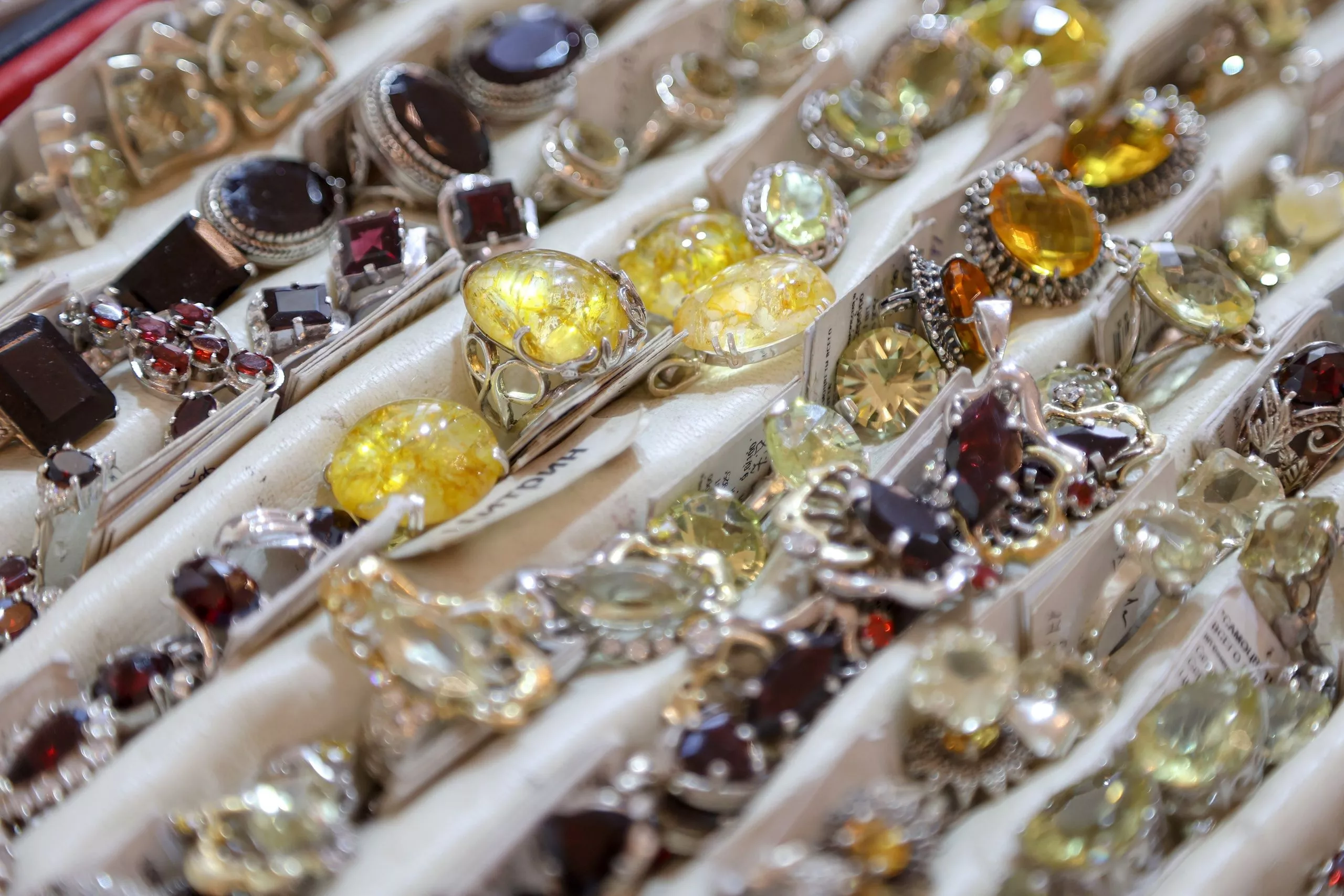 Новогодняя ярмарка самоцветов пройдет в Челябинске