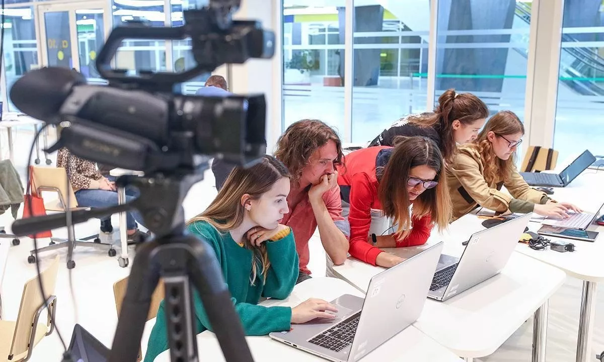 Санкционные условия: как поддержать образование и науку?