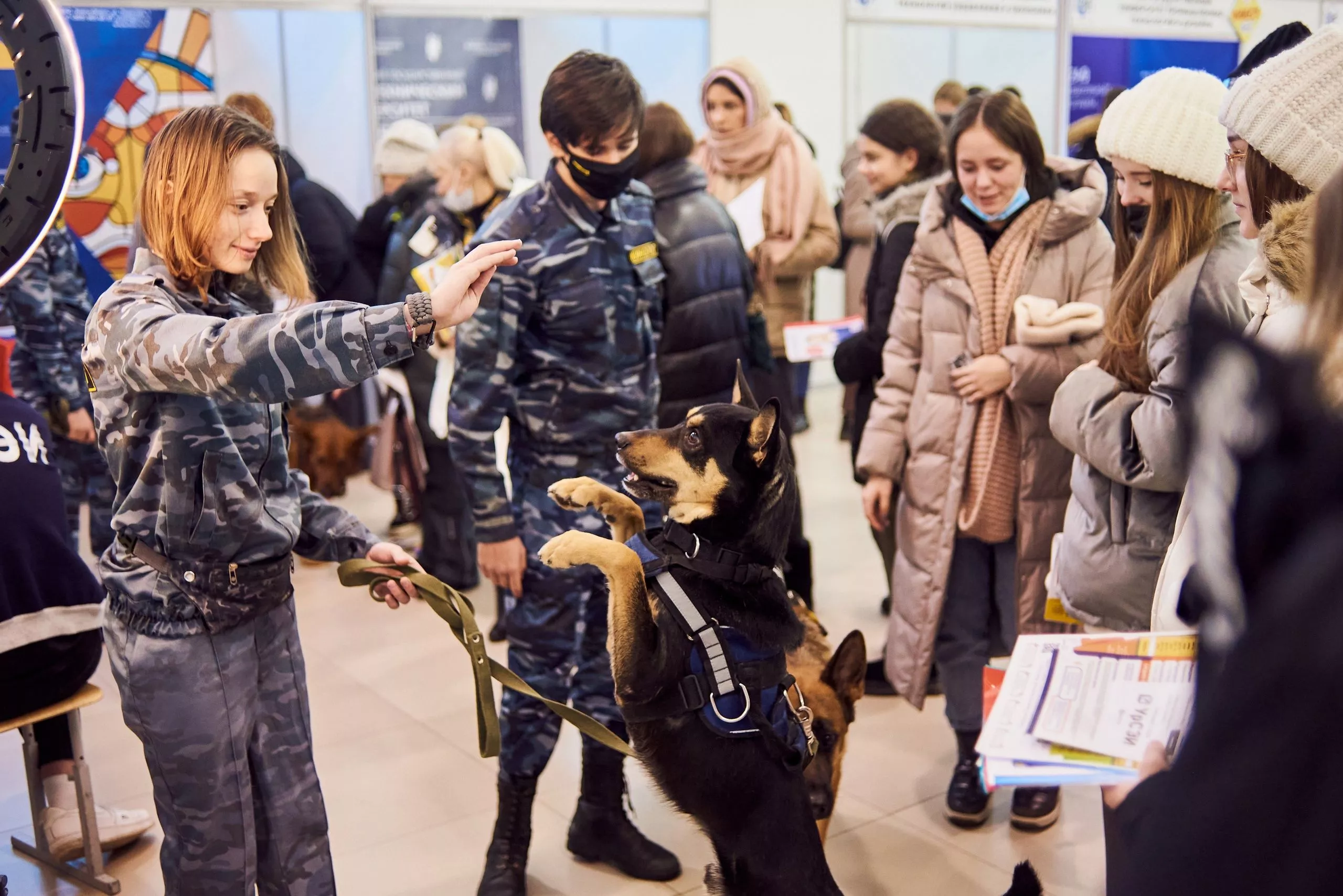 Профессиональное самоопределение: абитуриентам Челябинской области помогут сориентироваться в будущей профессии