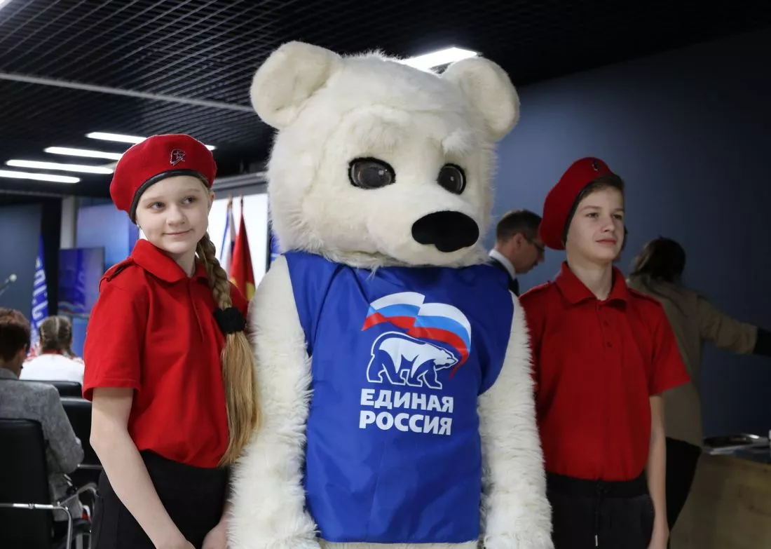 В Челябинске наградили победителей конкурсов «Историческая память» и «Новая школа»