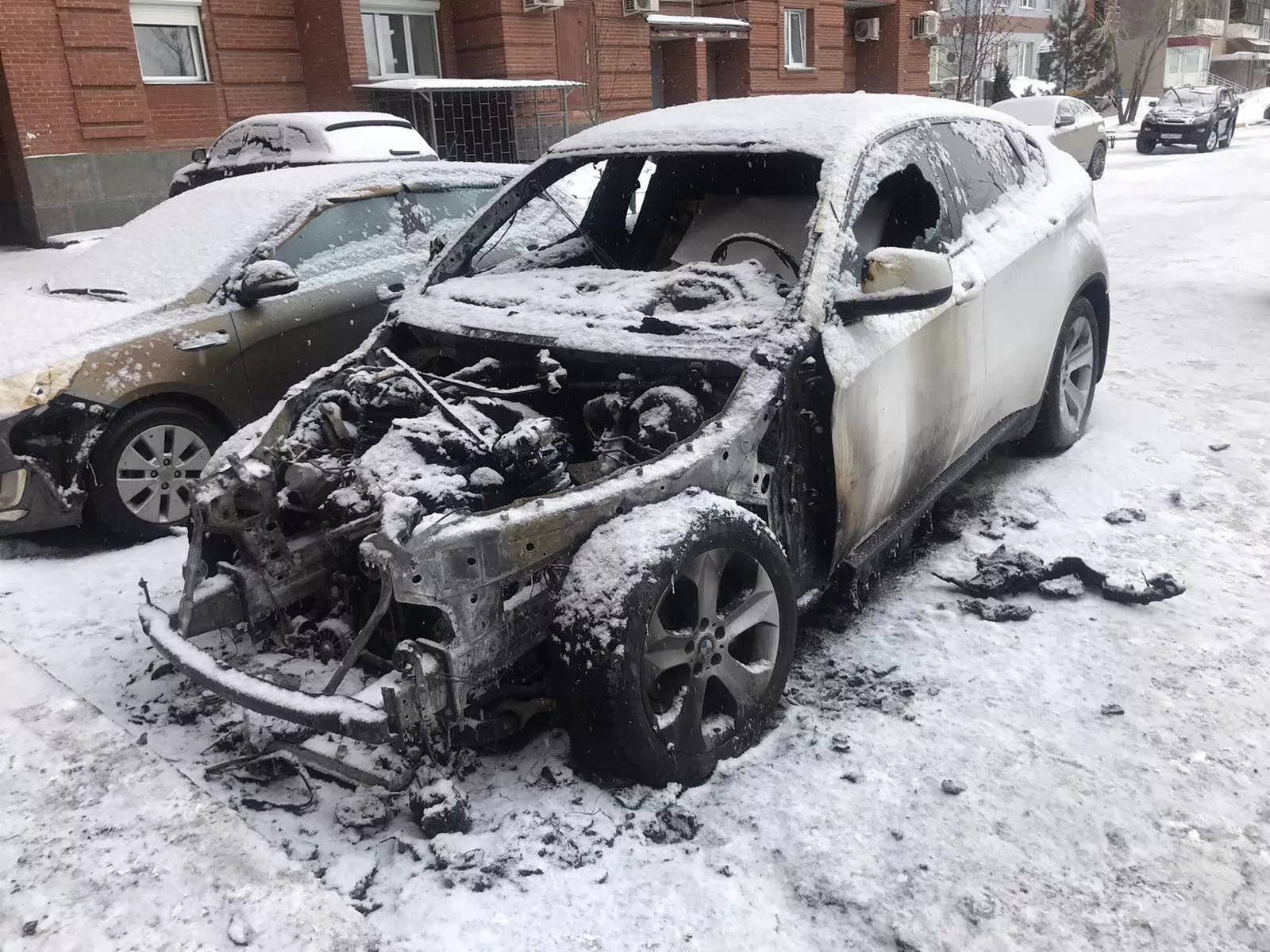 В Копейске возобновились поджоги дорогих машин