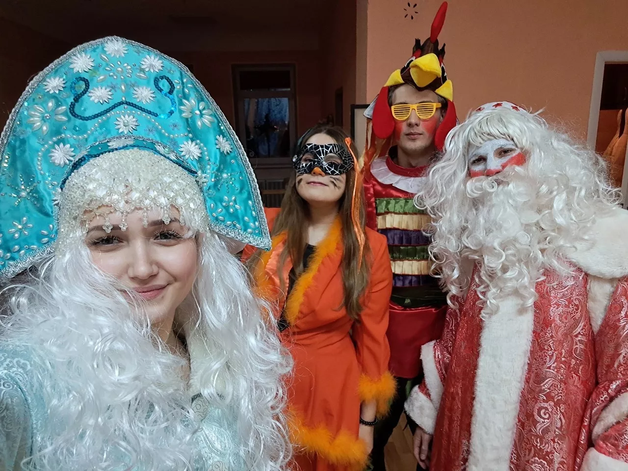 Волонтеры организовали новогодний праздник для детей с ограниченными возможностями 