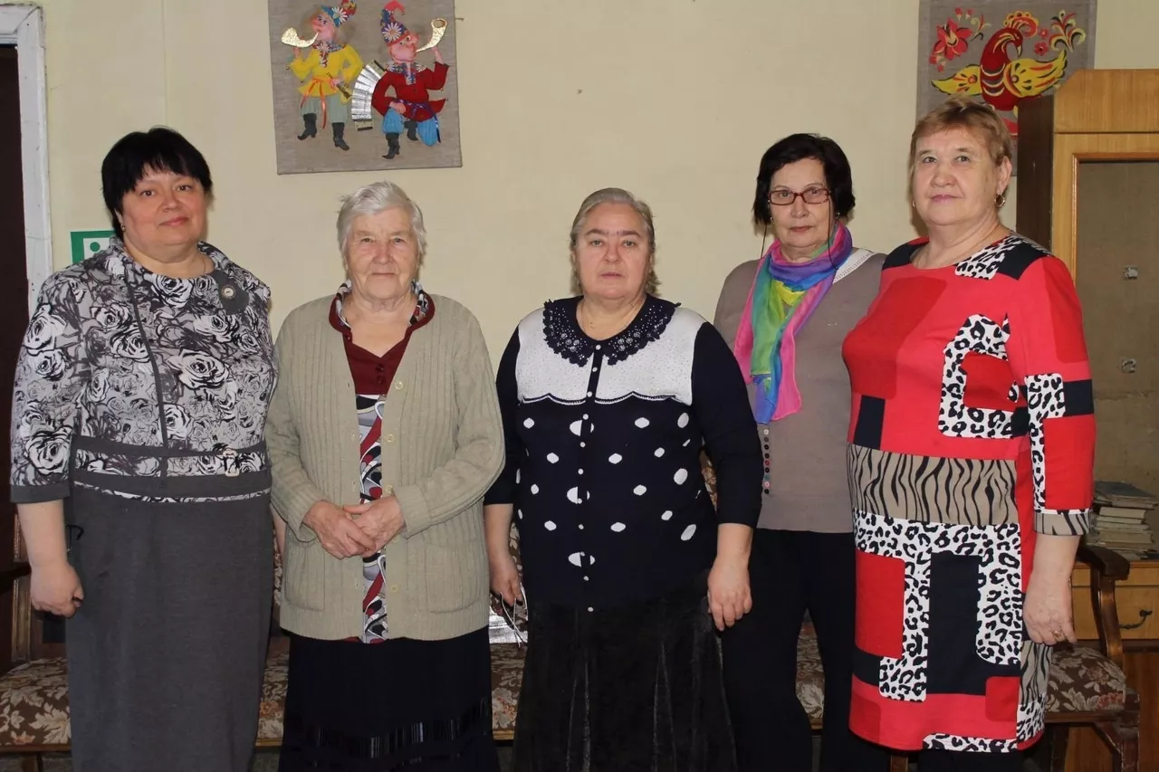 И не погаснет наш огонь!