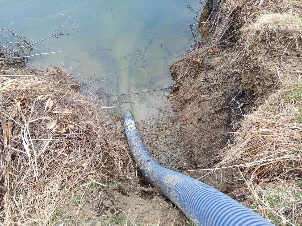 В Копейске ведется масштабная работа по откачке технологического водоема