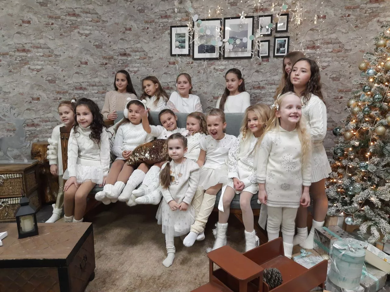 Воспитанники копейской вокальной студии снялись в видеоклипе